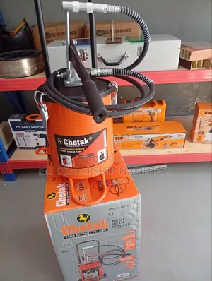 Manual Grease Pump With Wheeled Bucket for Workshop Use