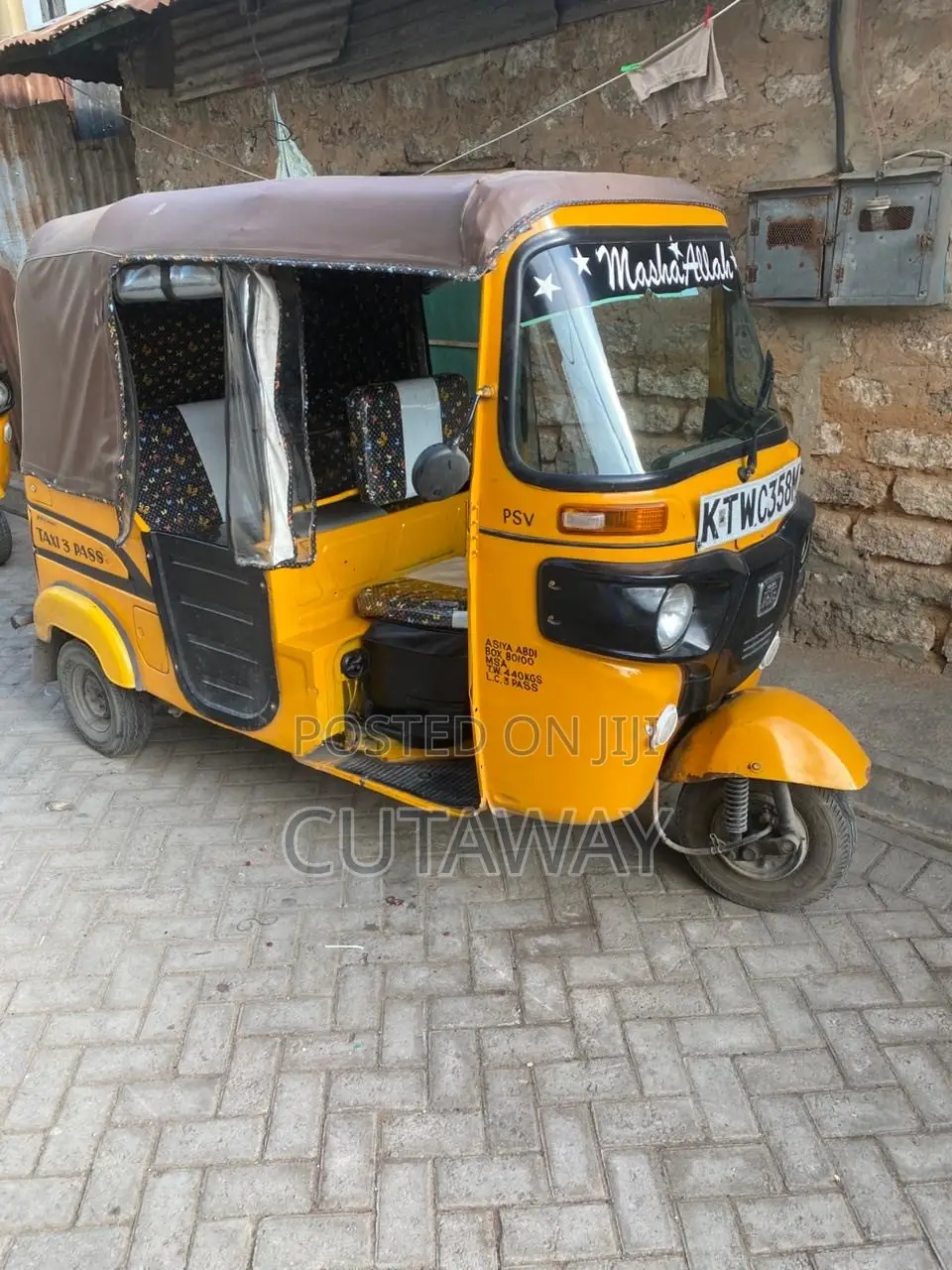 Bajaj RE 2021 Yellow