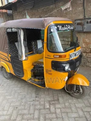 Bajaj RE 2021 Yellow