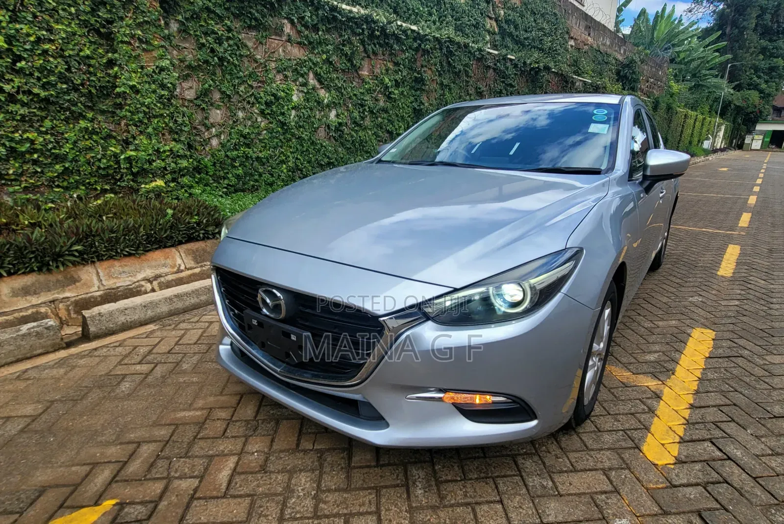 Mazda Axela 2018 Silver