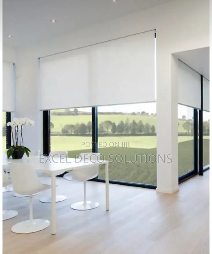 Minimalist Sunscreen Blinds for Modern Window Design