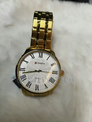 Curren 8422 Men's Gold Watch