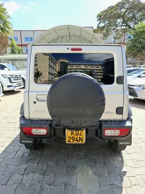 Suzuki Jimny 2019 Silver