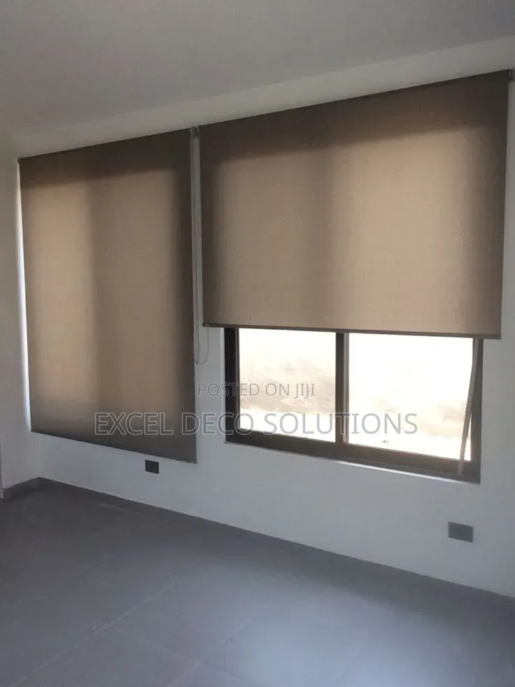Sunscreen Blinds for Home and Office Window Décor