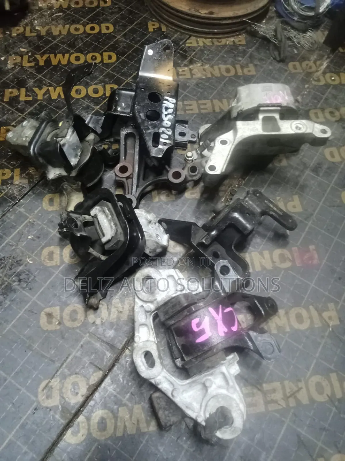 Gear Mounts for Mazda CX5,Note E Power,Passo Etc.