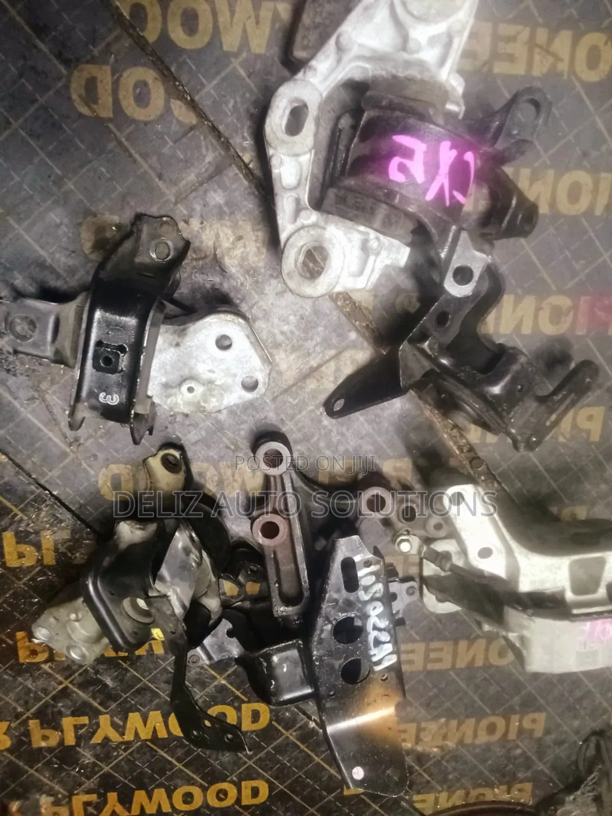 Gear Mounts for Mazda CX5,Note E Power,Passo Etc.