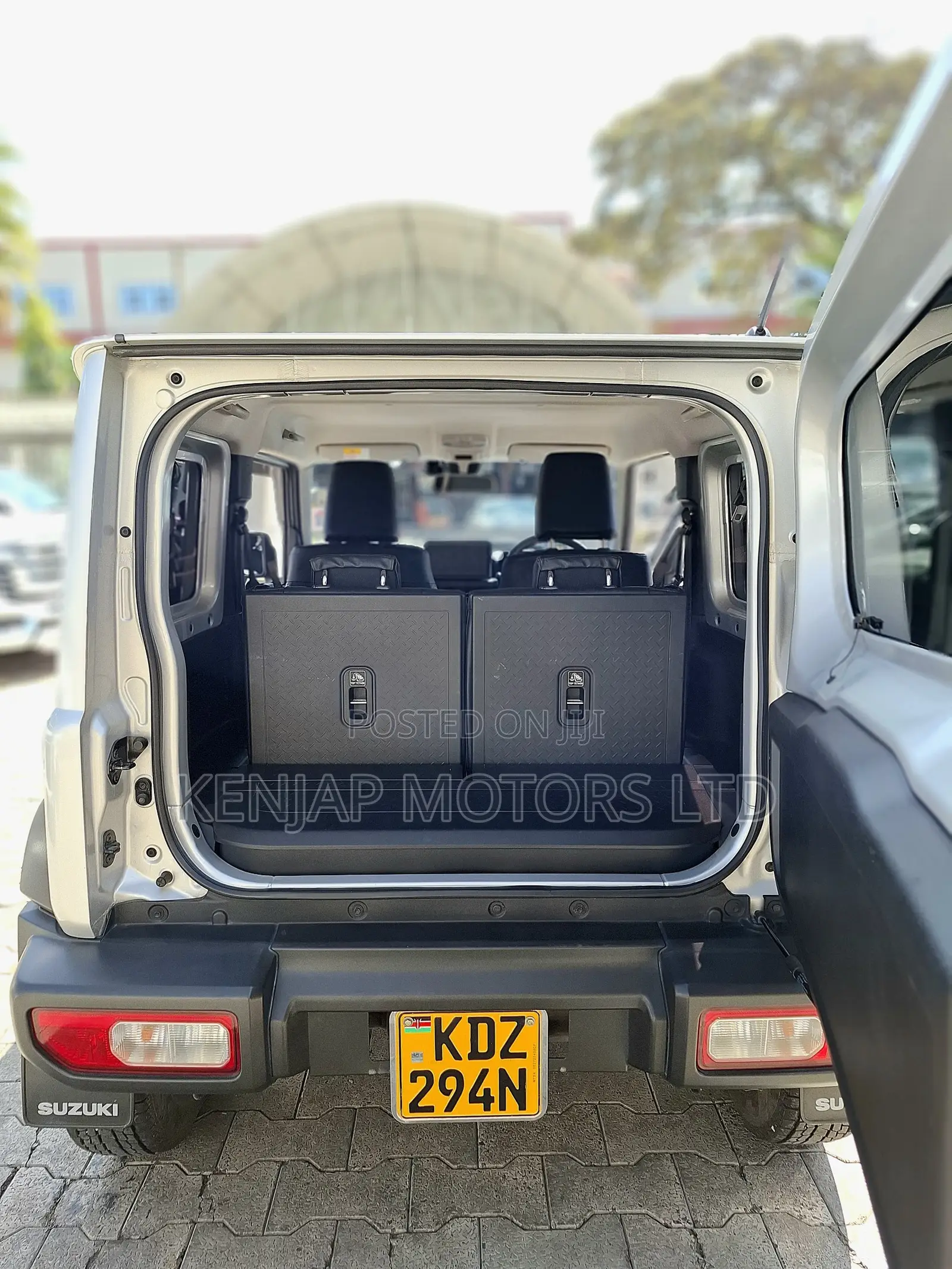 Suzuki Jimny 2019 Silver