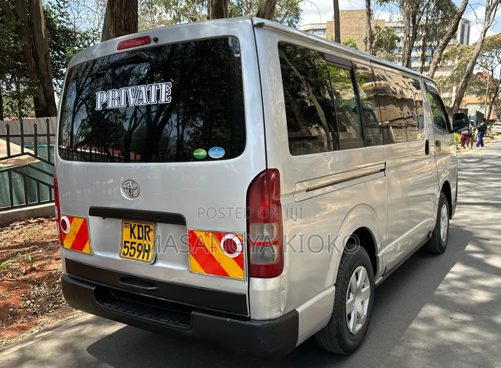 Toyota HiAce 2016 Silver