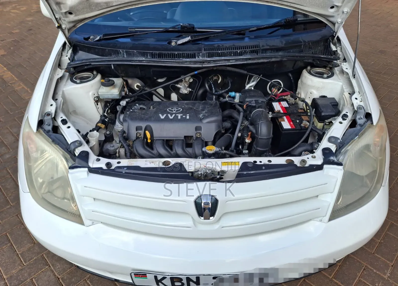 Toyota IST 2004 White