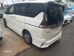 Nissan 100 2020 White
