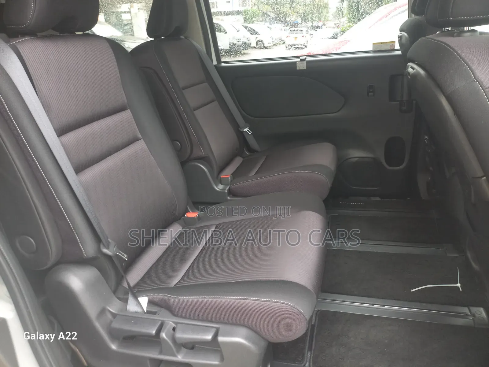 Nissan 100 2020 White