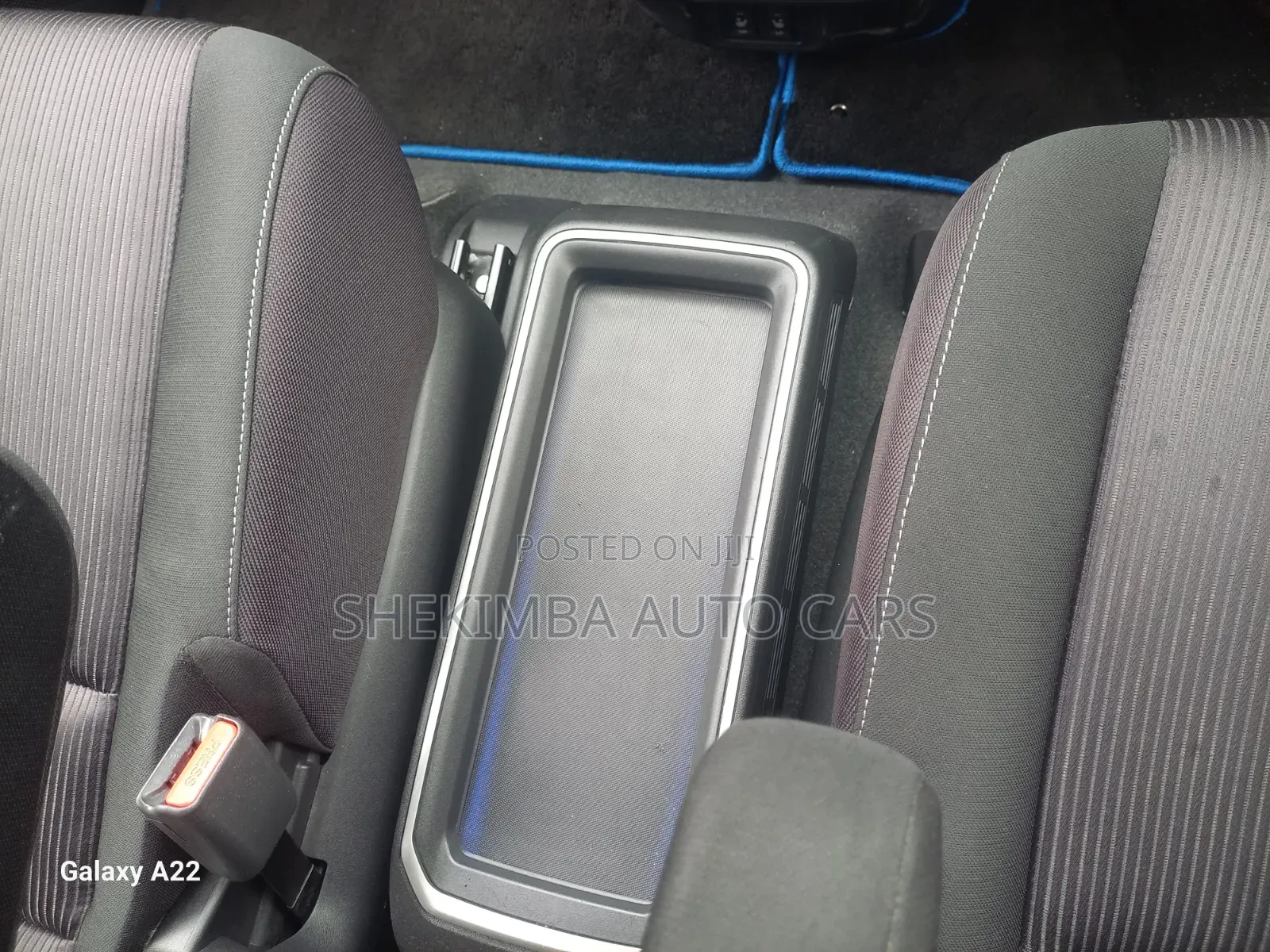 Nissan 100 2020 White