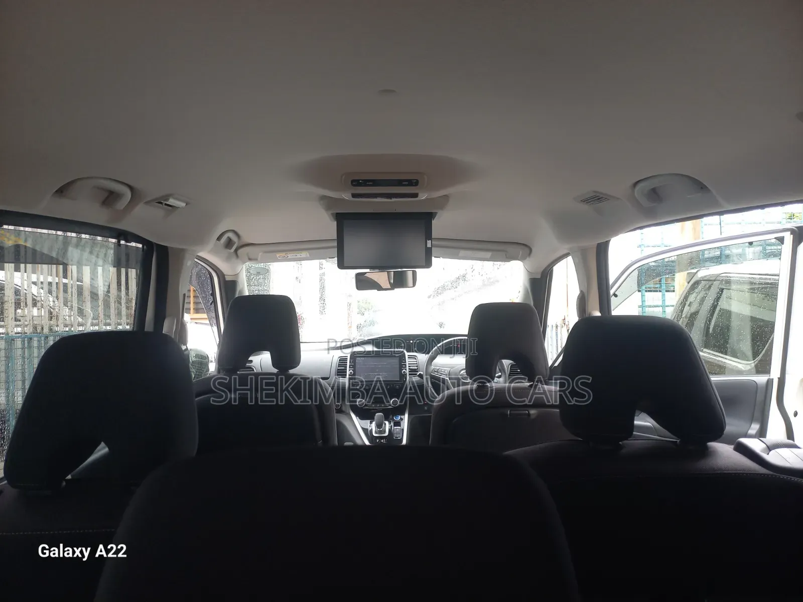 Nissan 100 2020 White