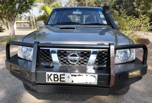 Nissan Patrol 2002 Gray