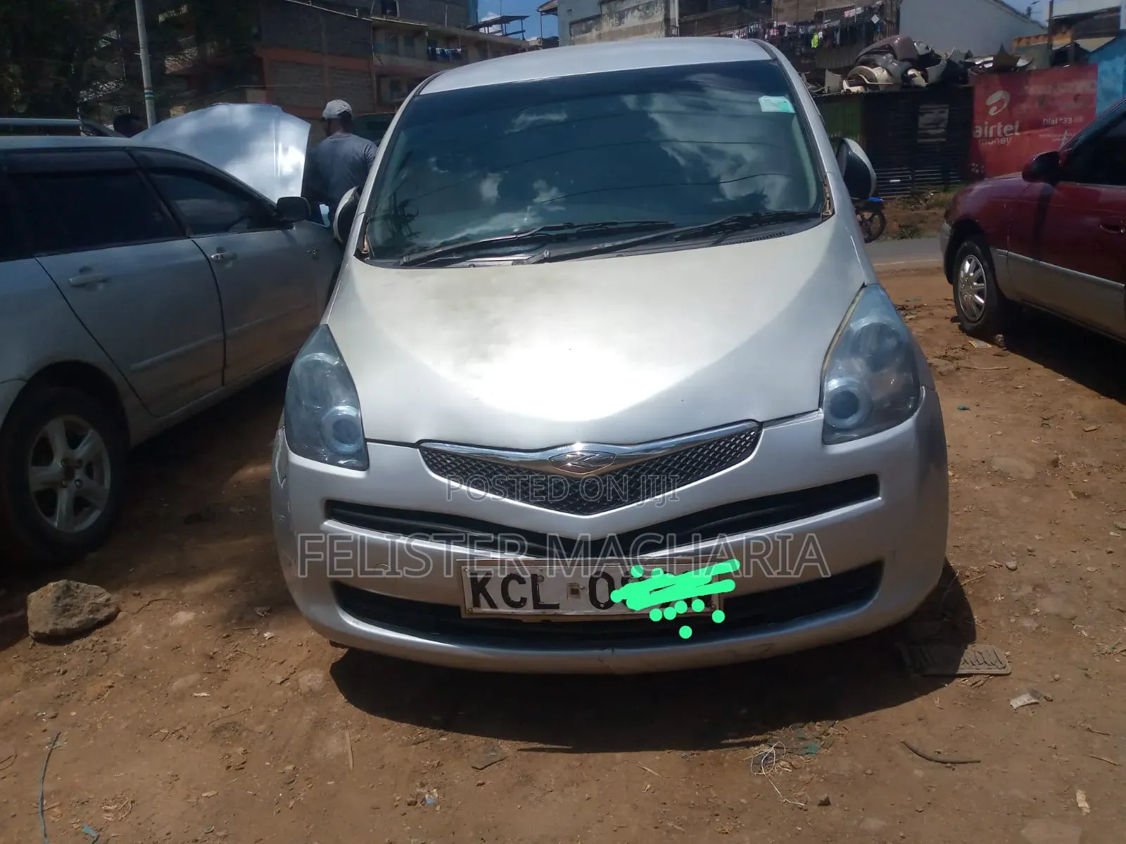 Toyota Ractis 2011 Silver