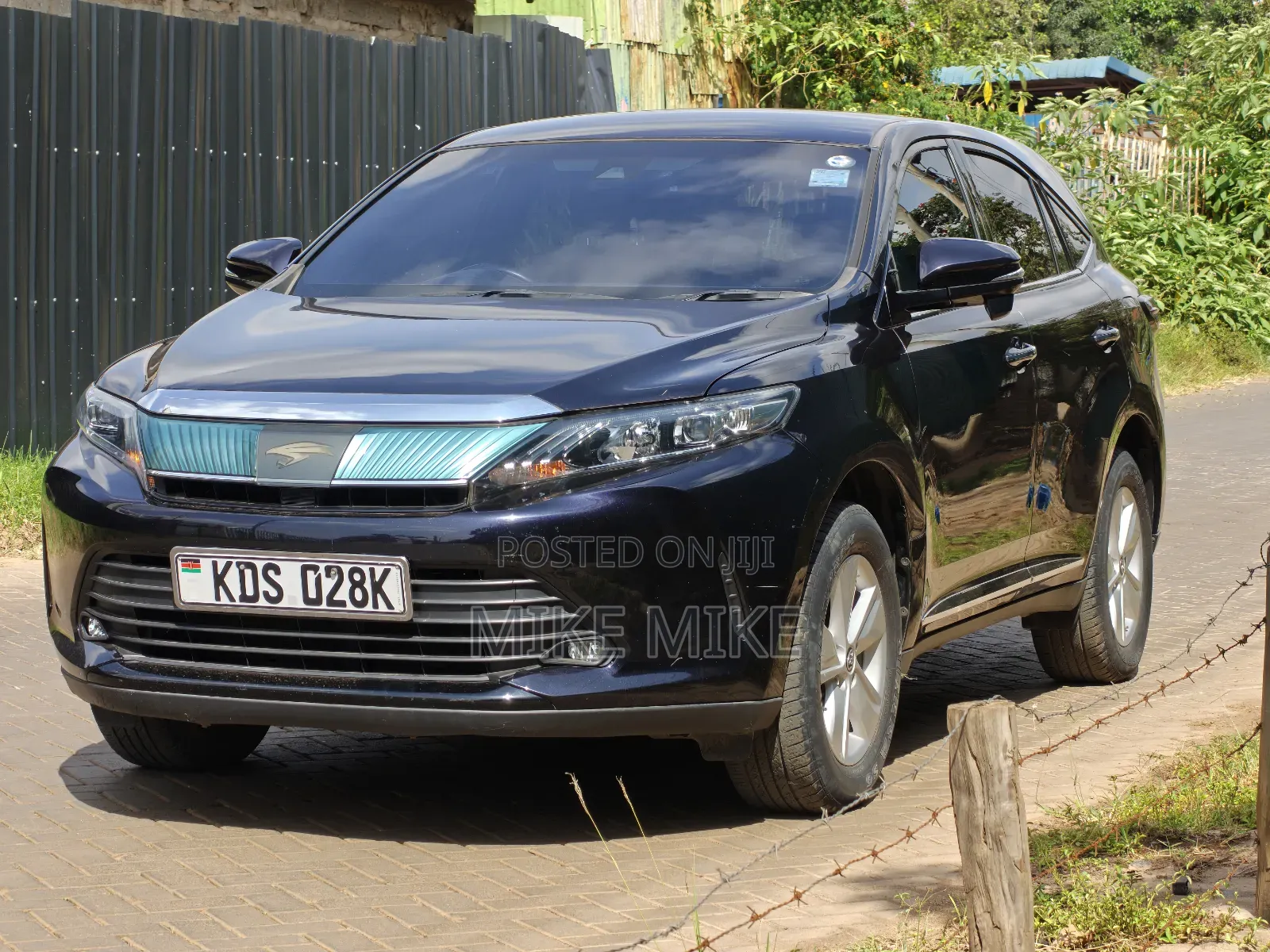 Toyota Harrier 2017