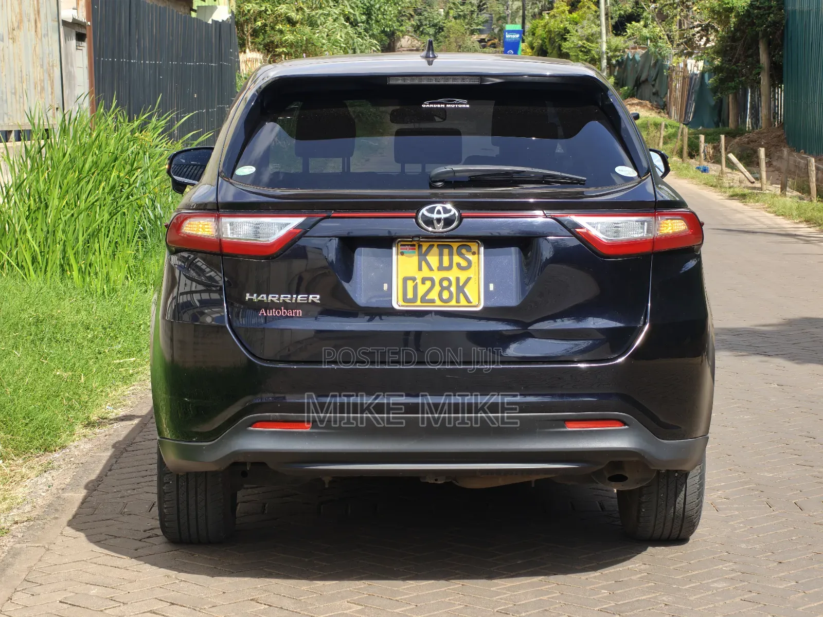 Toyota Harrier 2017