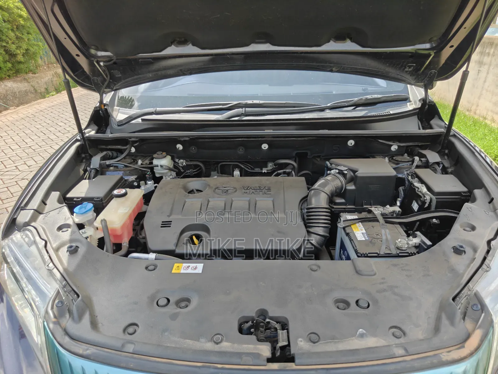 Toyota Harrier 2017