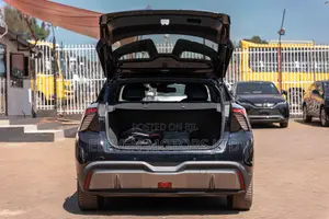 MG MG4 EV 2023 Black