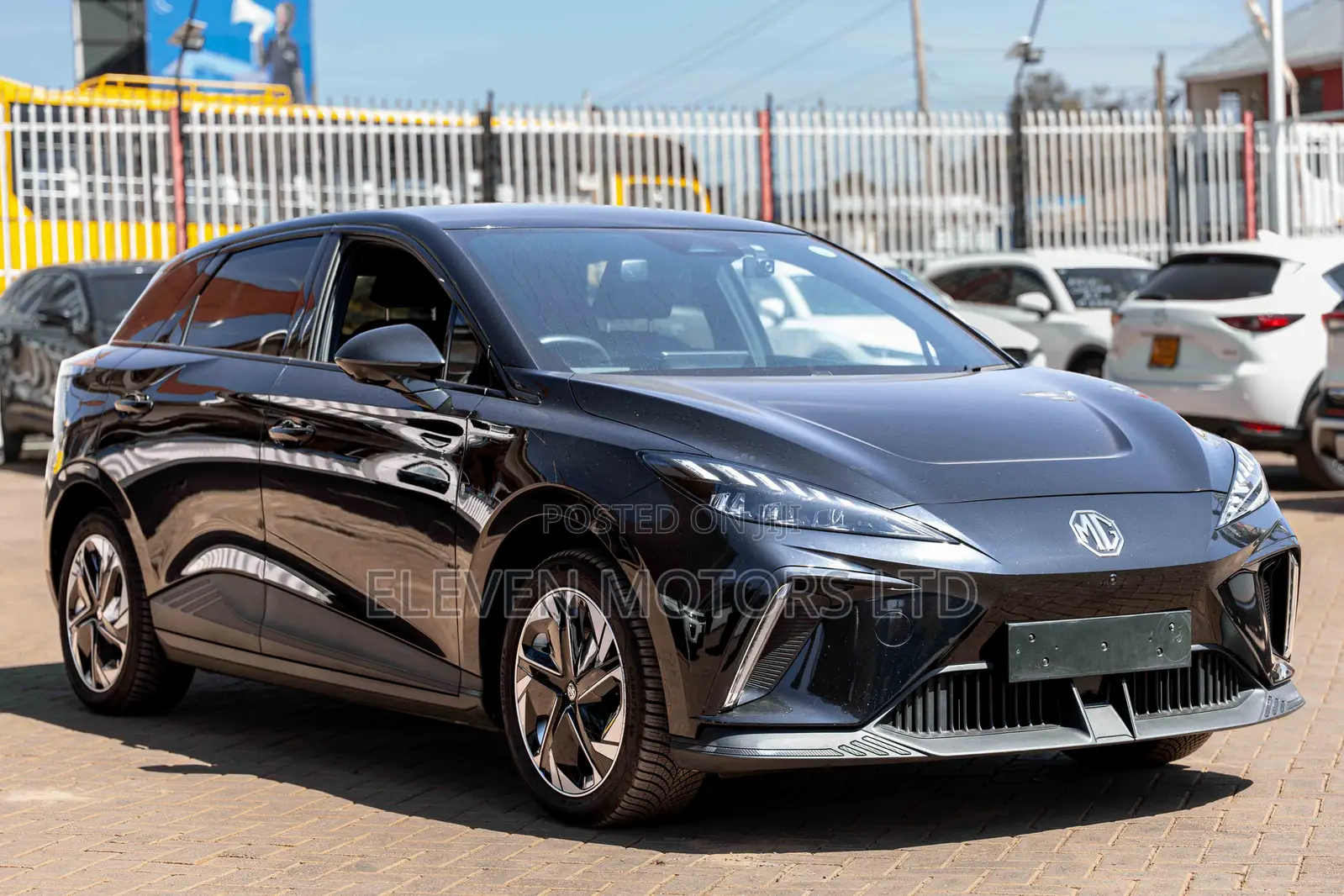 MG MG4 EV 2023 Black
