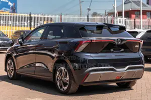 MG MG4 EV 2023 Black