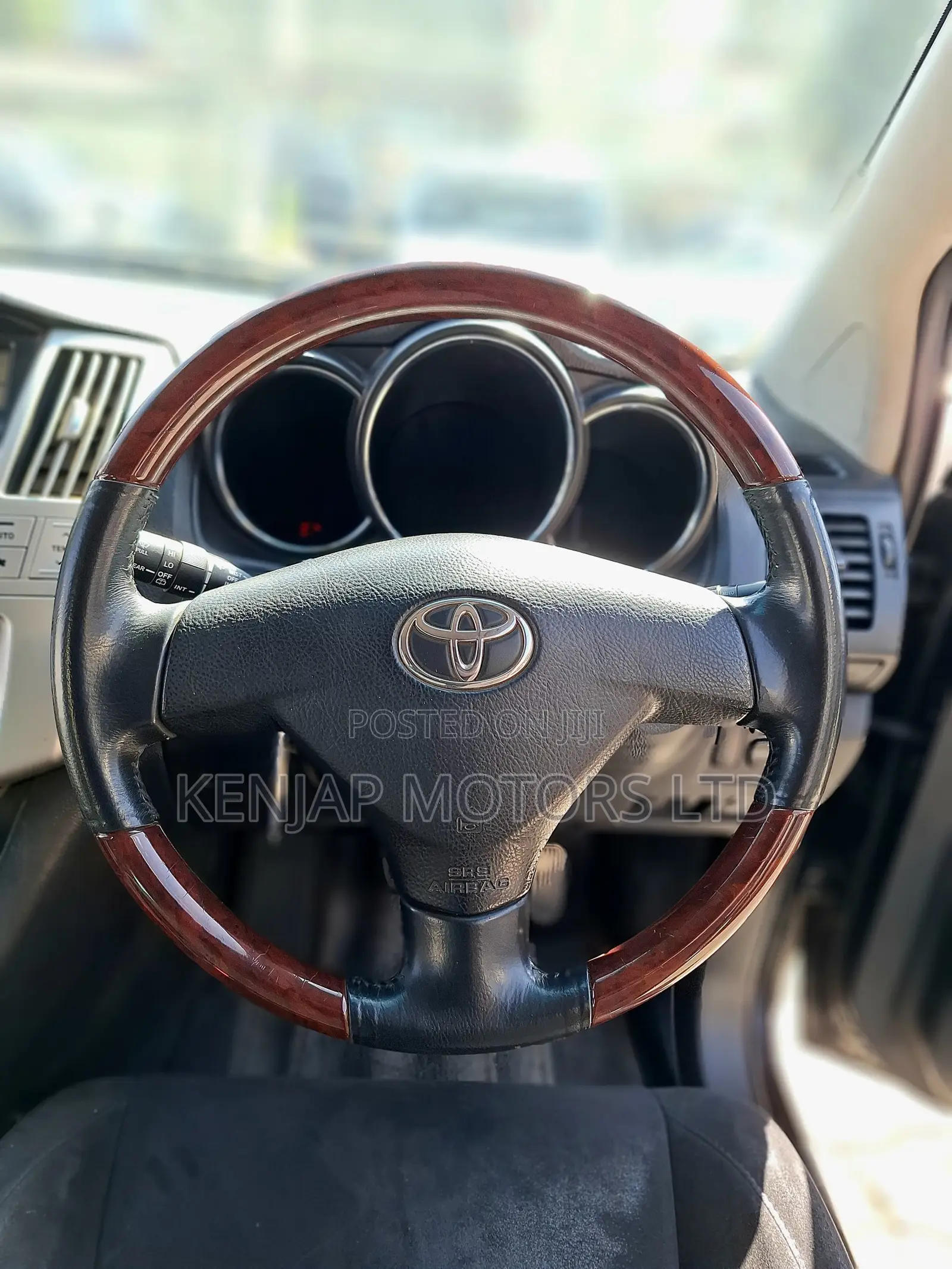 Toyota Harrier 2012 Black
