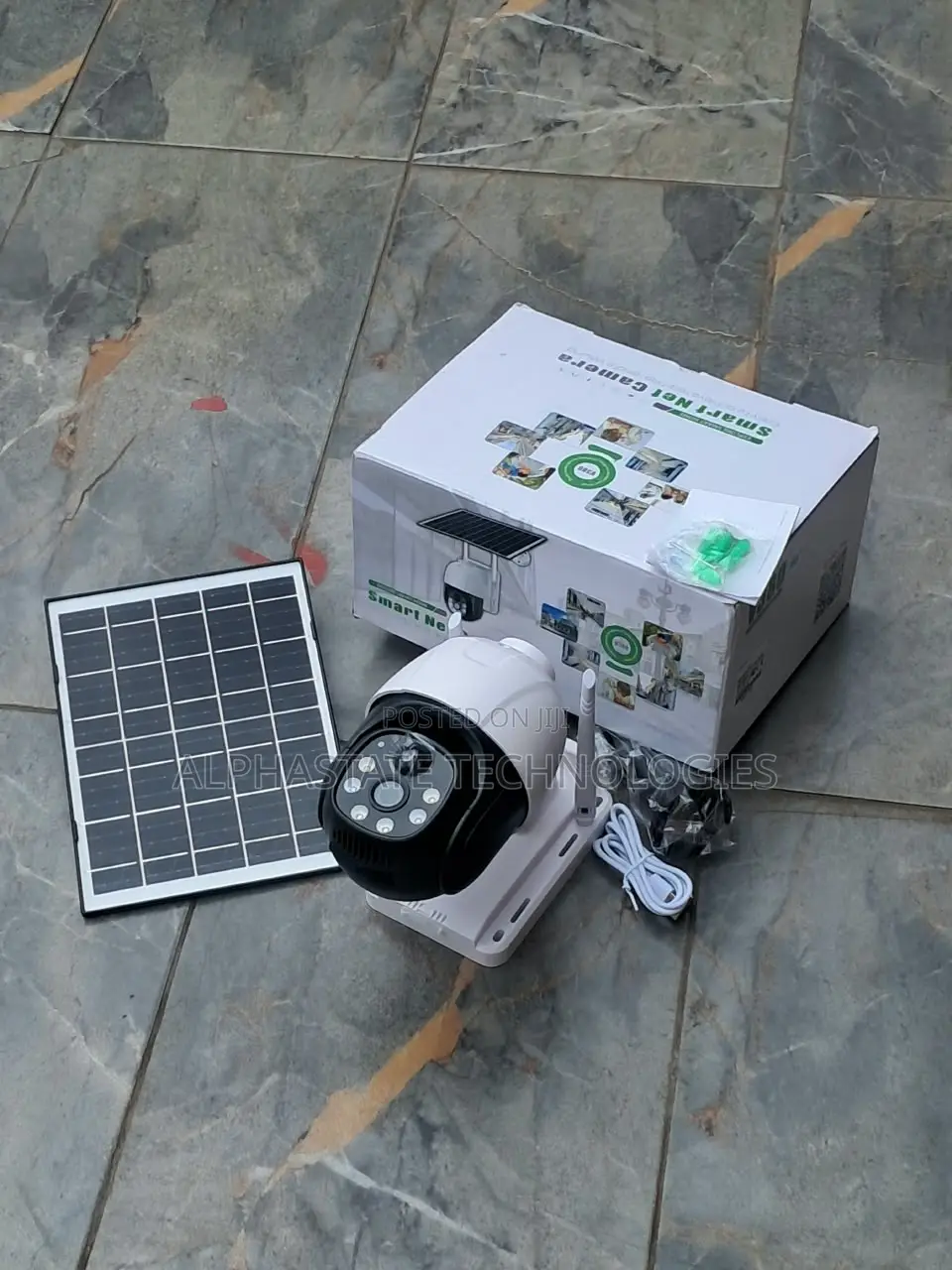 Single Lens 4G SIM Solar Powered Surveillance Camera