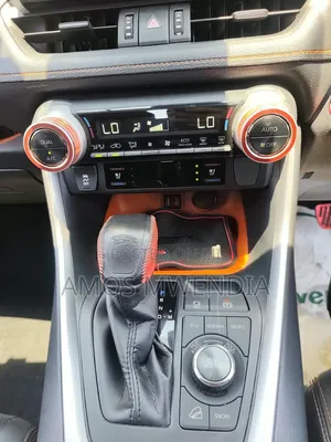 Toyota RAV4 2020 Green