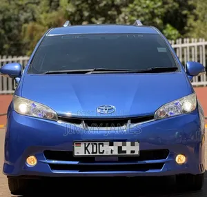 Toyota Wish 2014 Blue