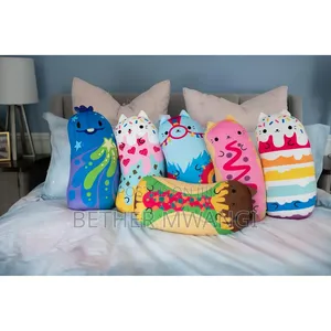 Cats vs Pickles Plush Hugger 6 Inch Assorted in Kenya