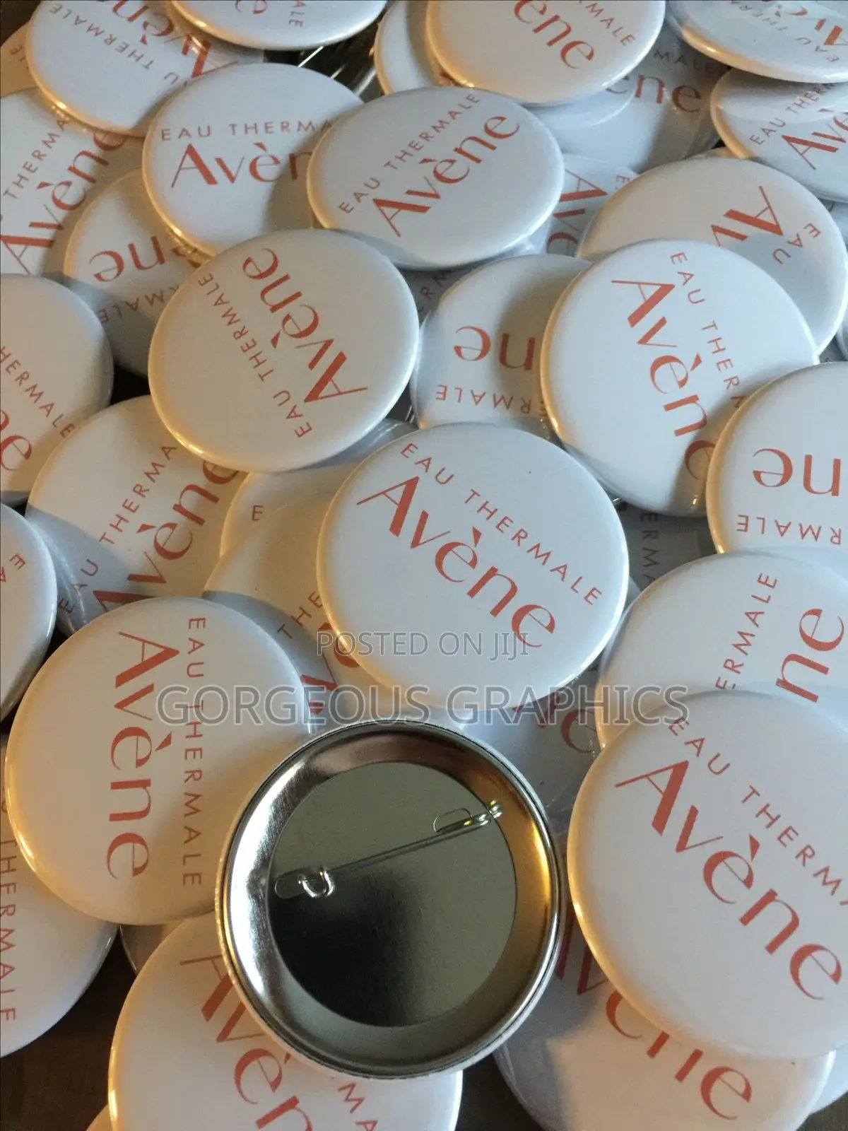 Custom Button Badges Printing