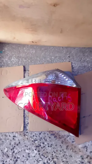 Taillight Toyota Ractis 2010 -2015