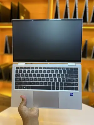 Laptop HP EliteBook 1040 G8 32GB Intel Core i7 SSD 512GB