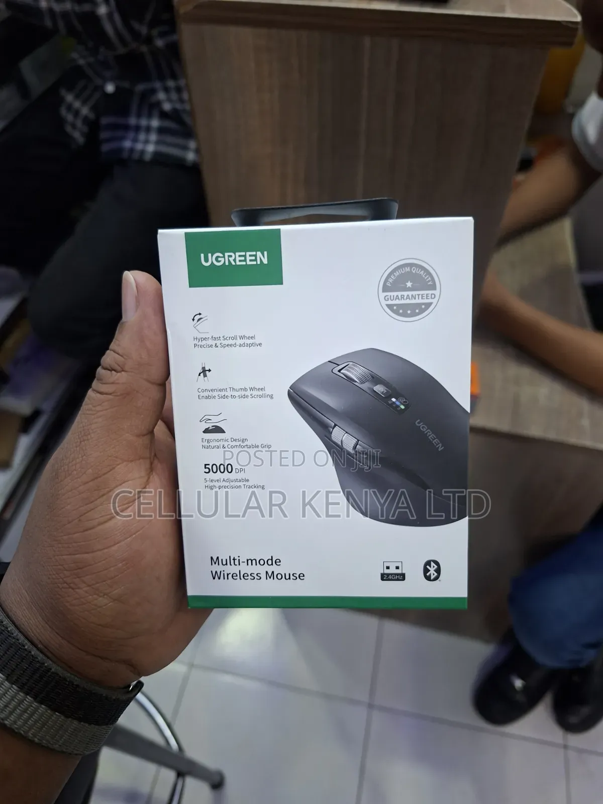 UGREEN M751 Thumb Wheel Wireless Mouse