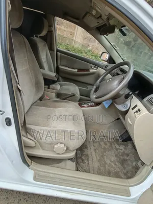 Toyota Corolla 2004 White
