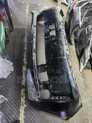 Voxy 2018 Bumper