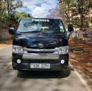 Toyota HiAce 2015 Black