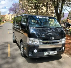 Toyota HiAce 2015 Black