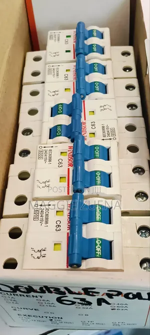 Double Pole Circuit Breaker