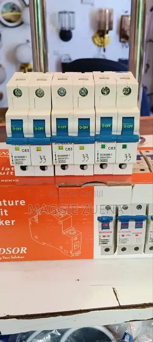 Double Pole Circuit Breaker