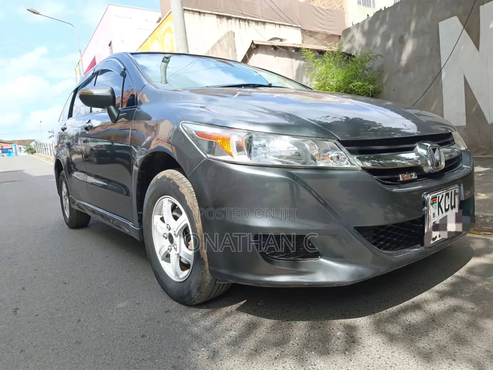 Honda Stream 1.7i ES 2012 Gray