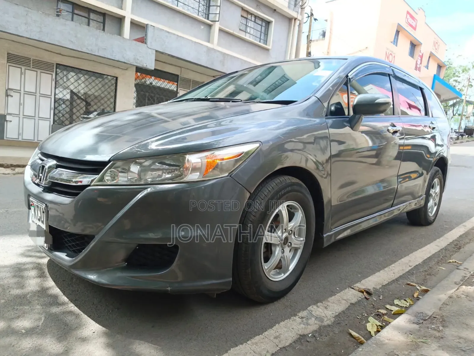 Honda Stream 1.7i ES 2012 Gray