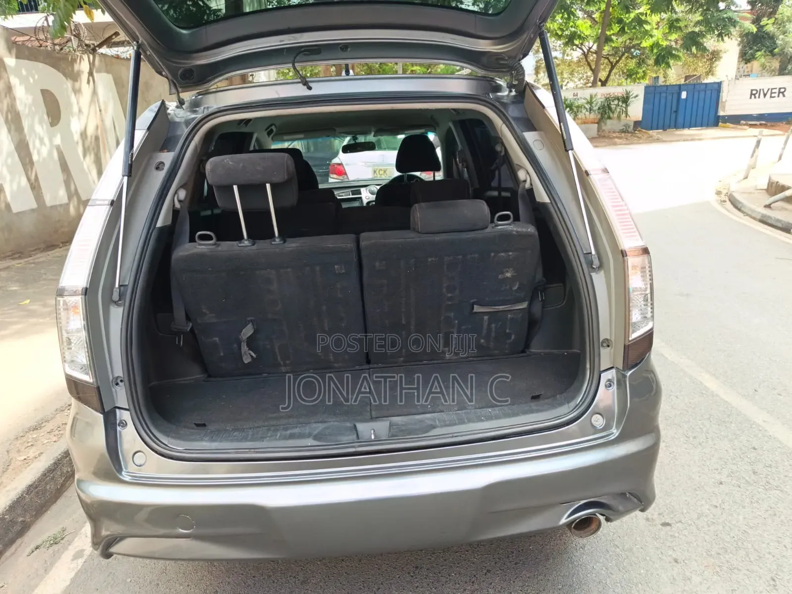 Honda Stream 1.7i ES 2012 Gray
