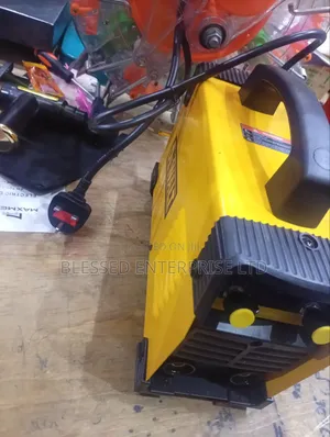 500amps DeWalt Industrial Welding Machine