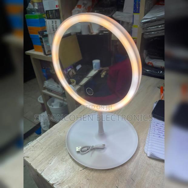 LED Makeup Mirror With a Storage Tray and Sensor Touch - thumbnail 3