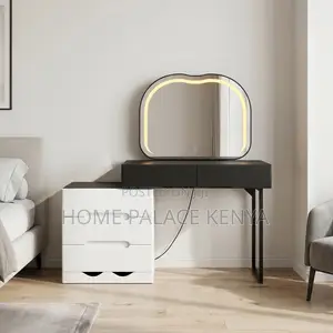 Dressing Table; Black Top Lighted Dressing Table Set