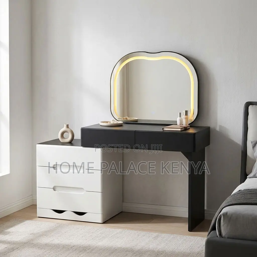 Dressing Table; Black Top Lighted Dressing Table Set