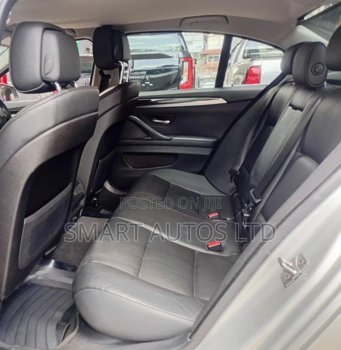 BMW 523i 2011 Silver