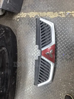 Outlander 2008 Grill