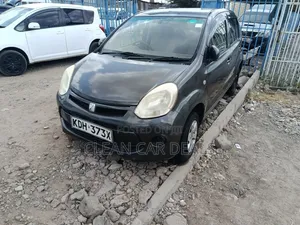 Toyota Passo 2015 Gray